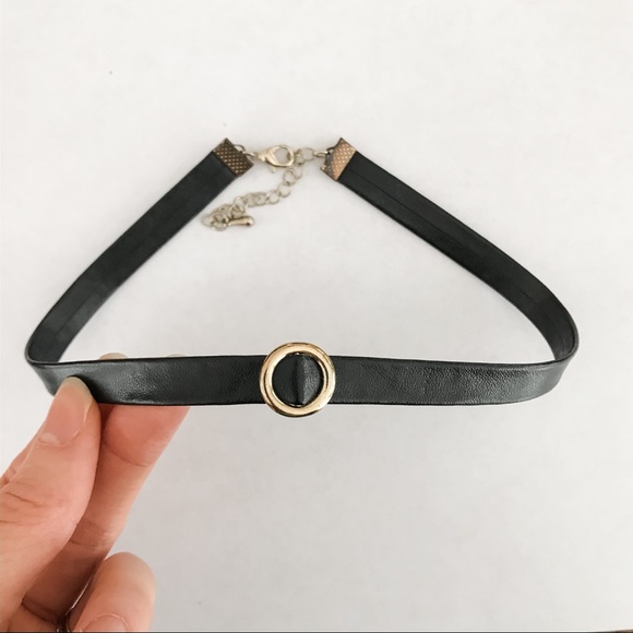 Jewelry - 2 for $8 🌱 Faux Leather Choker Necklace